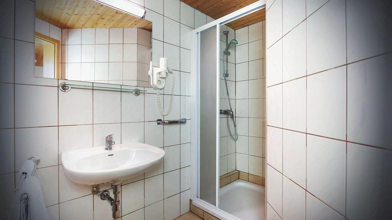 FW 4-6/2 I Dusche Wc FW 4-6/2 I Dusche Wc